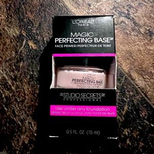 L’Oreal Paris Studio Secrets Professional Magic Perfecting Base Face Primer